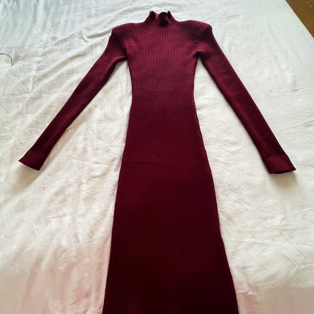 ASTR the Label Gwendolyn Holiday sweater dress in wine XS